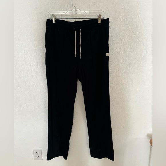 Vuori Straight Leg Thin Pants - Picture 1 of 3